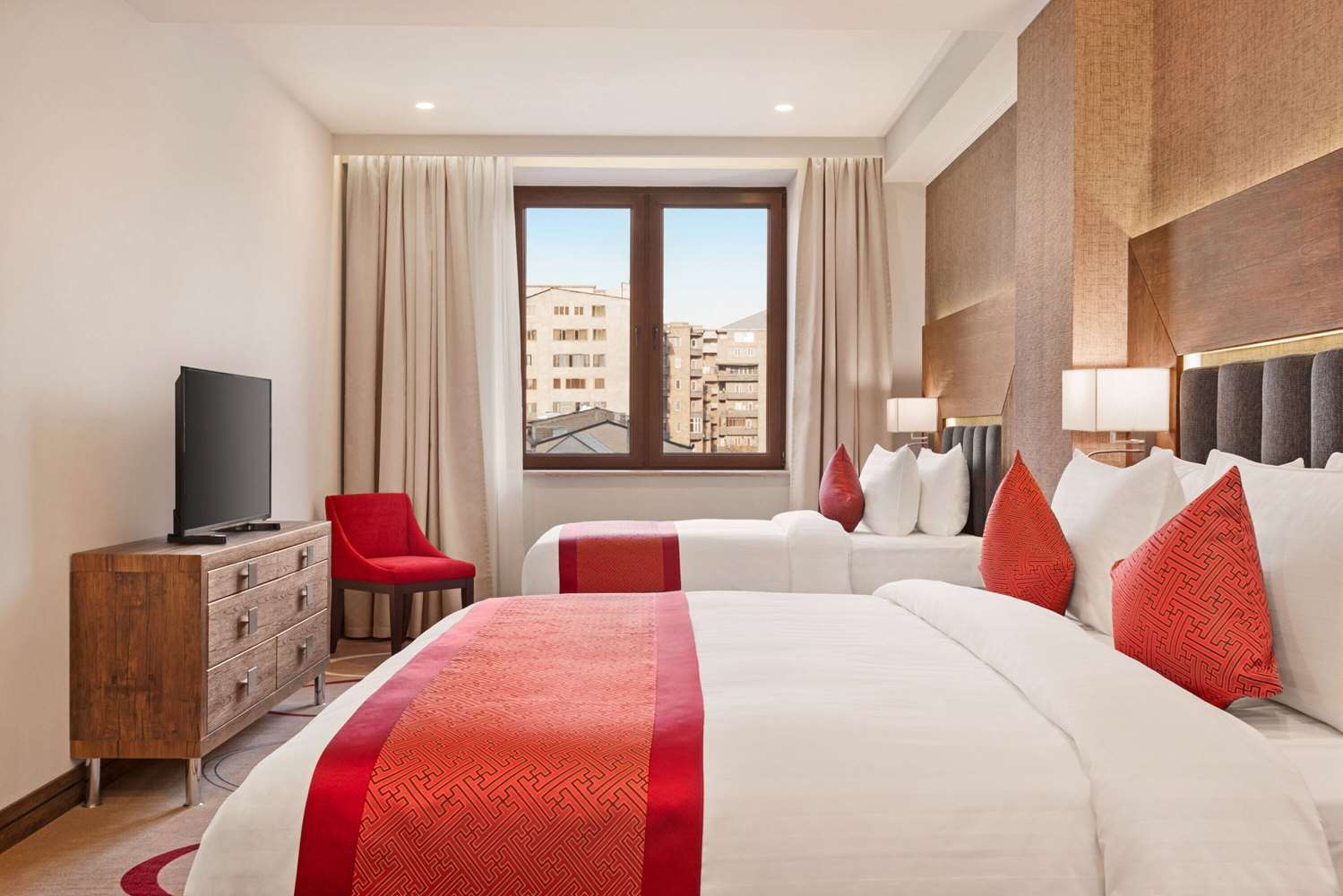 Ramada Hotel and Suites by Wyndham Yerevan 6/45