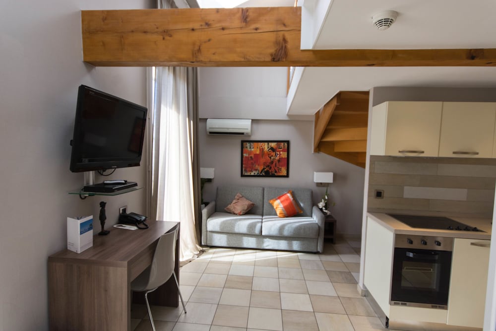 Residence La Villa d Elsa 64/76