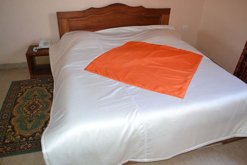 Hotel de Malte 5/20
