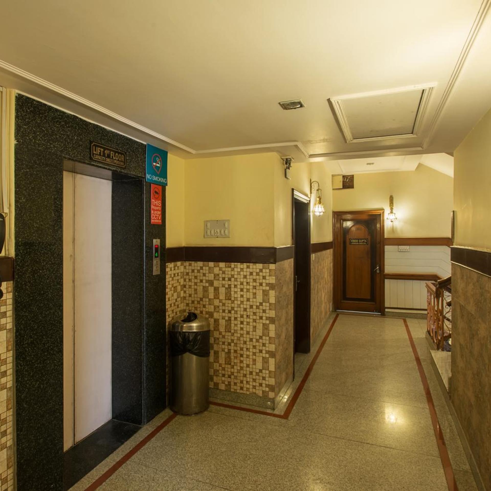 HOTEL SHALIMAR 7/43