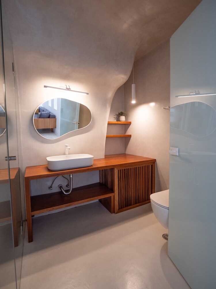 Valery Suites 21/54