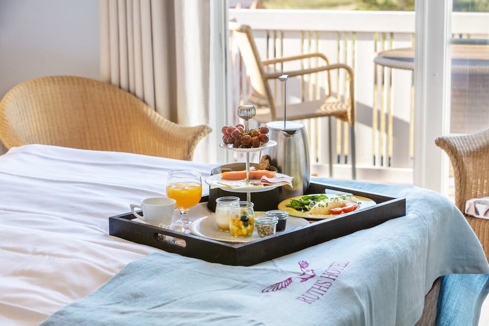 Ruths Hotel 40/56