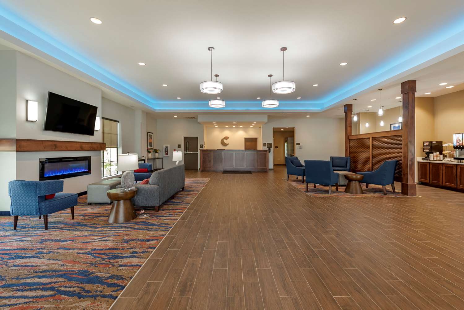 Comfort Suites Dry Ridge 11/20