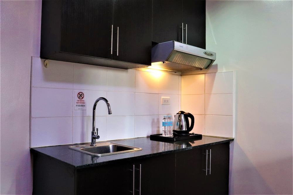 The Studio 18 Residences 15/47