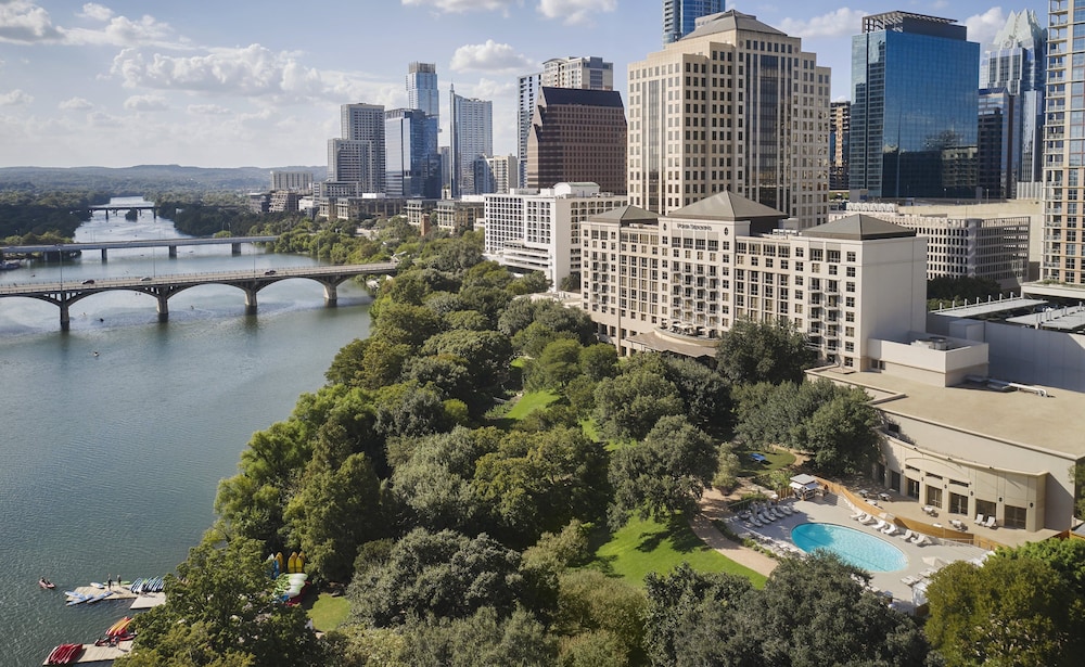 Four Seasons Hotel Austin 13/35
