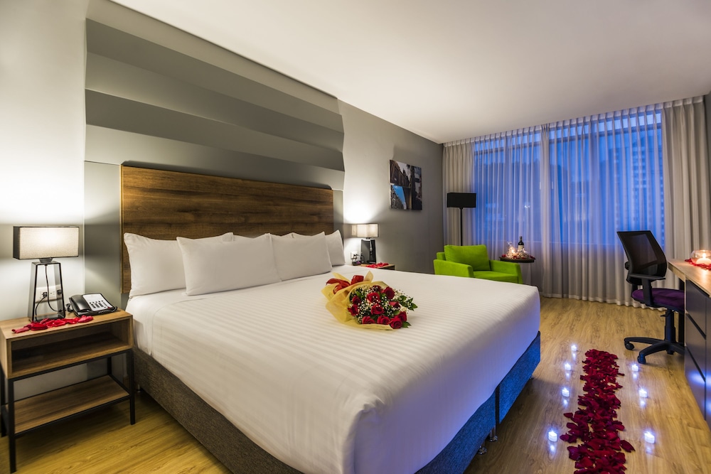 La Quinta by Wyndham Medellin 31/64