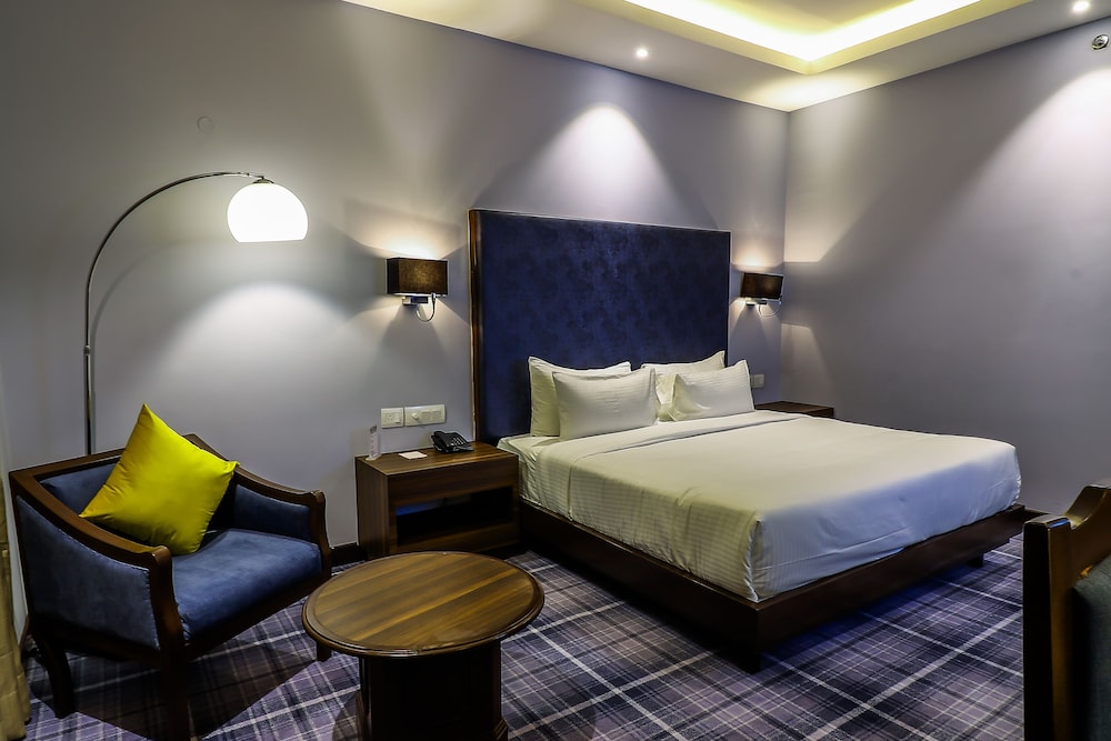 Hotel Piccadily 16/28