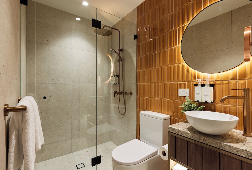 The Clarence Hotel Sydney 37/41
