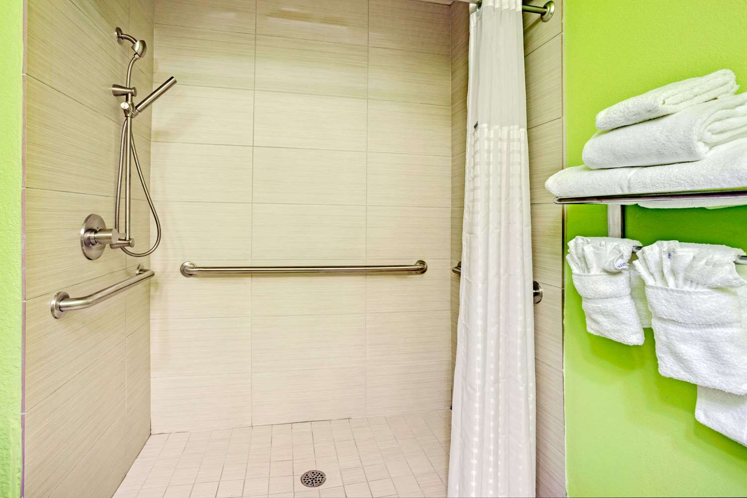 Arya Inn & Suites Farmers Branch 19/19