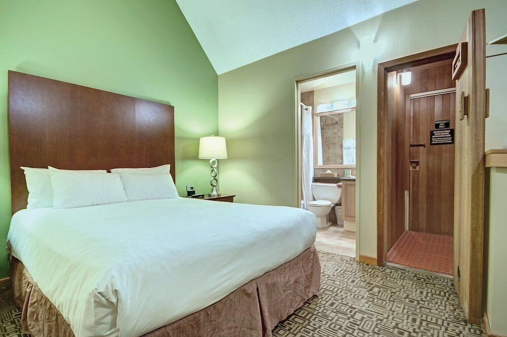 FAMILY SUITE, MOUNTAIN, LOFT, LODGE