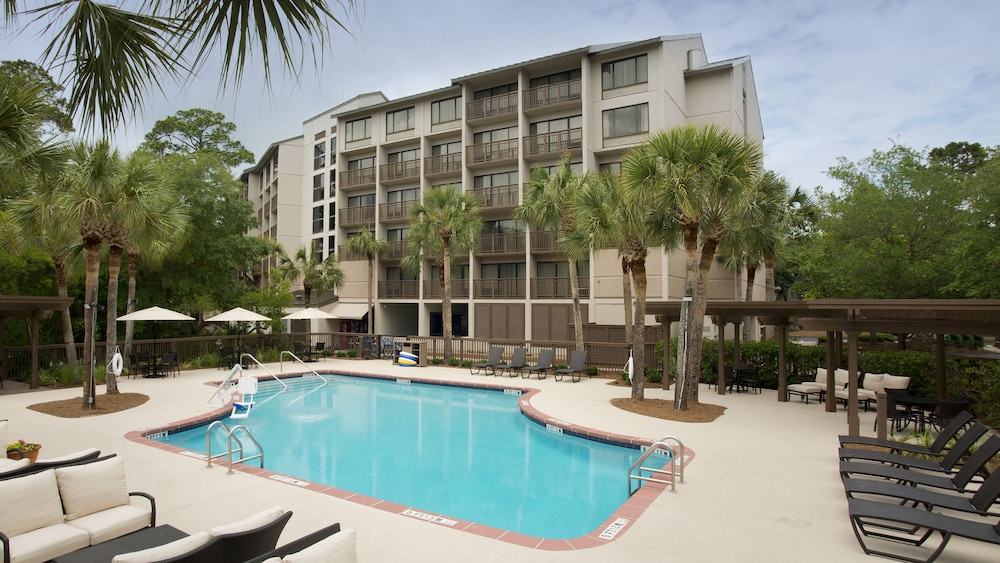 Holiday Inn Express Hilton Head Island 3/77