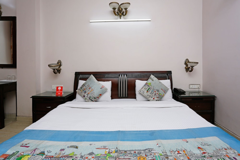 Oyo Rooms 760 Karol Bagh Metro Station 27/50