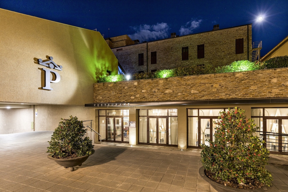 Parador de la Seu d'Urgell 5/50