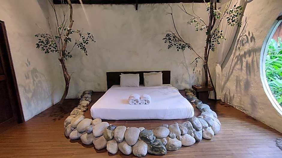 Imah Seniman Hotel 28/53