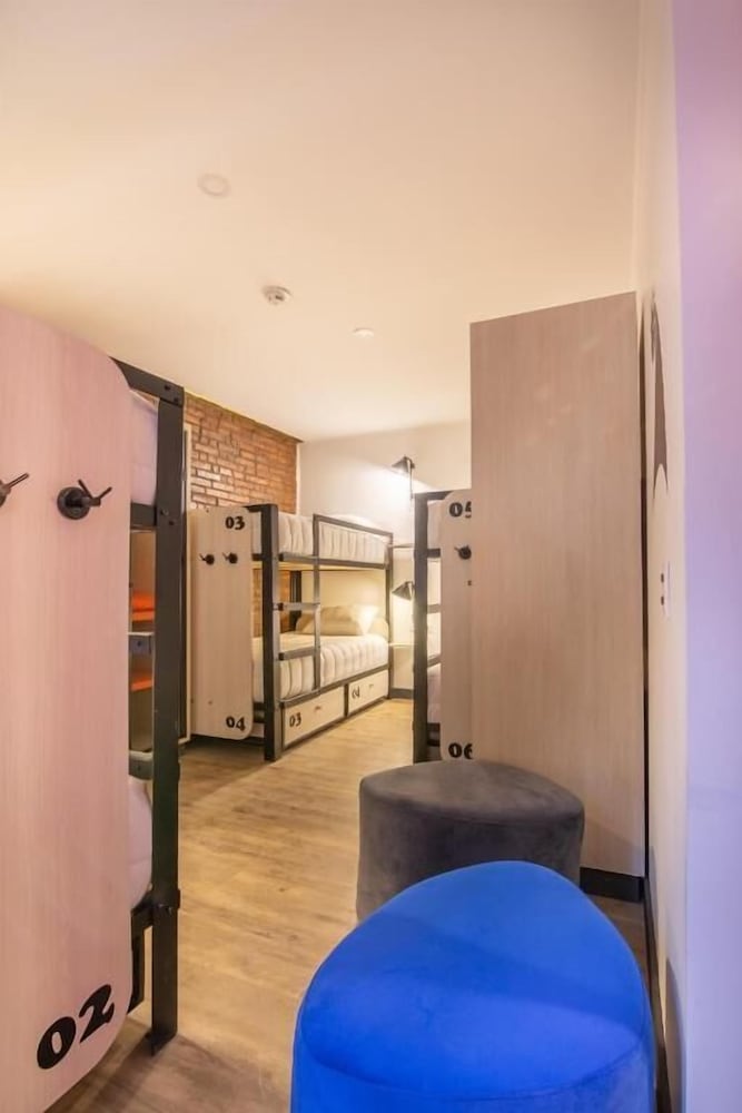 HOSTAL BOUTIQUE BLACK CAT 24/38