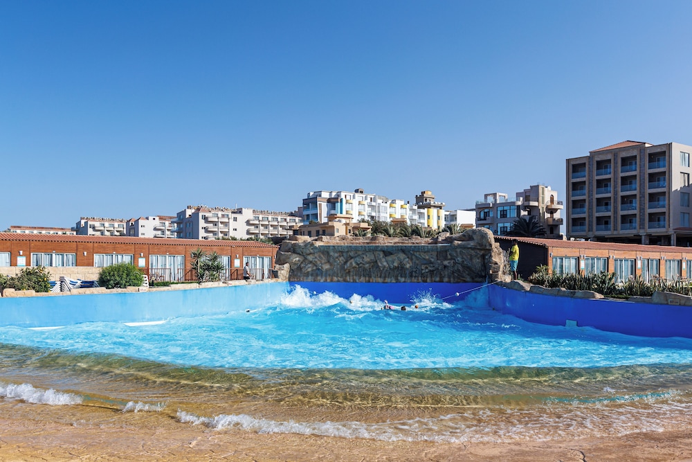 SUNRISE Alora Aqua Park Resort 37/45