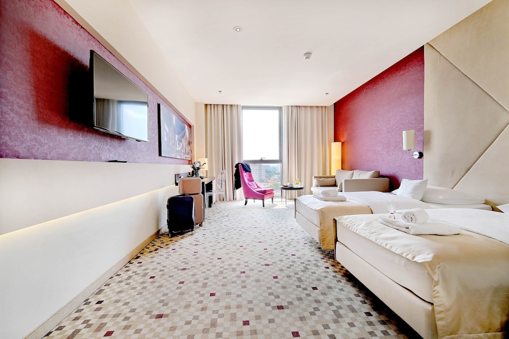 Hotel Rzeszaw 13/40