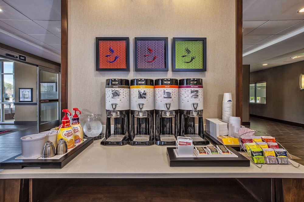 Hampton Inn West Bloomfield Novi 38/43