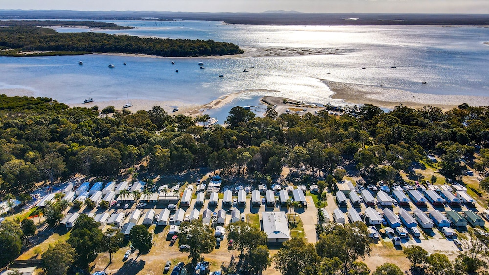 BIG4 Breeze Holiday Park Rainbow Beach 42/47