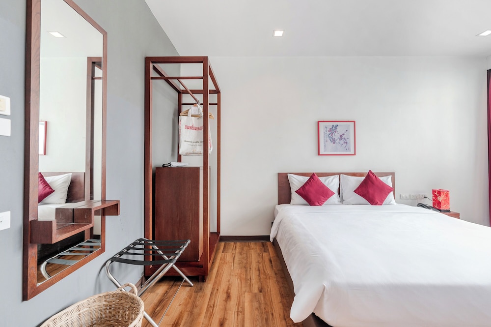 Ruamchitt Plaza Hotel 35/59