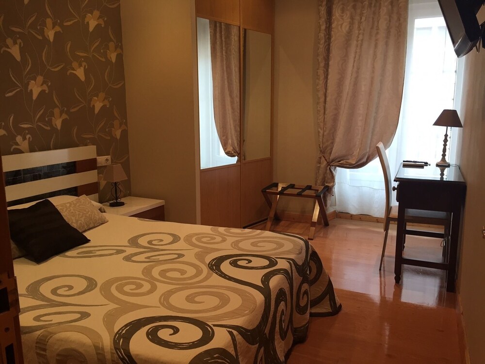 Hosteria Villa de Castro 18/71