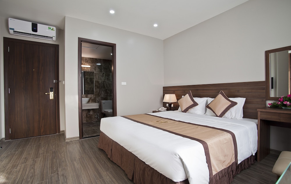 Victor Hotel Cau Giay 7/16