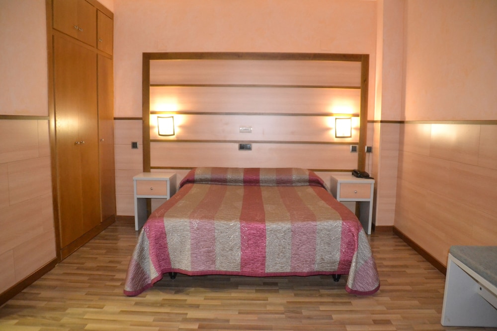 Hotel Pio XII Jumilla 21/35