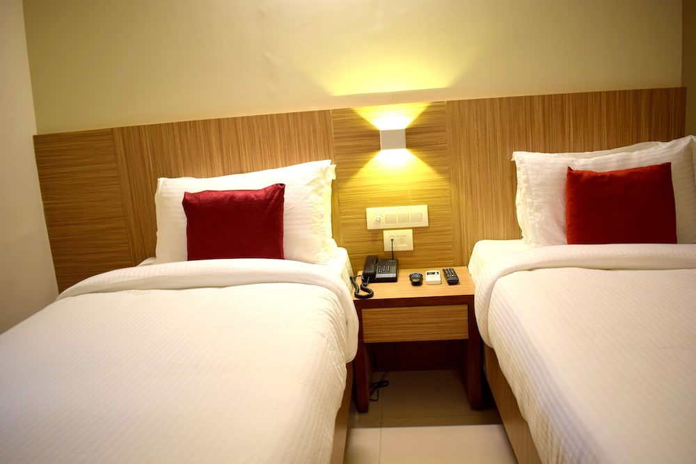 SRTC Hotel Aspire 12/28