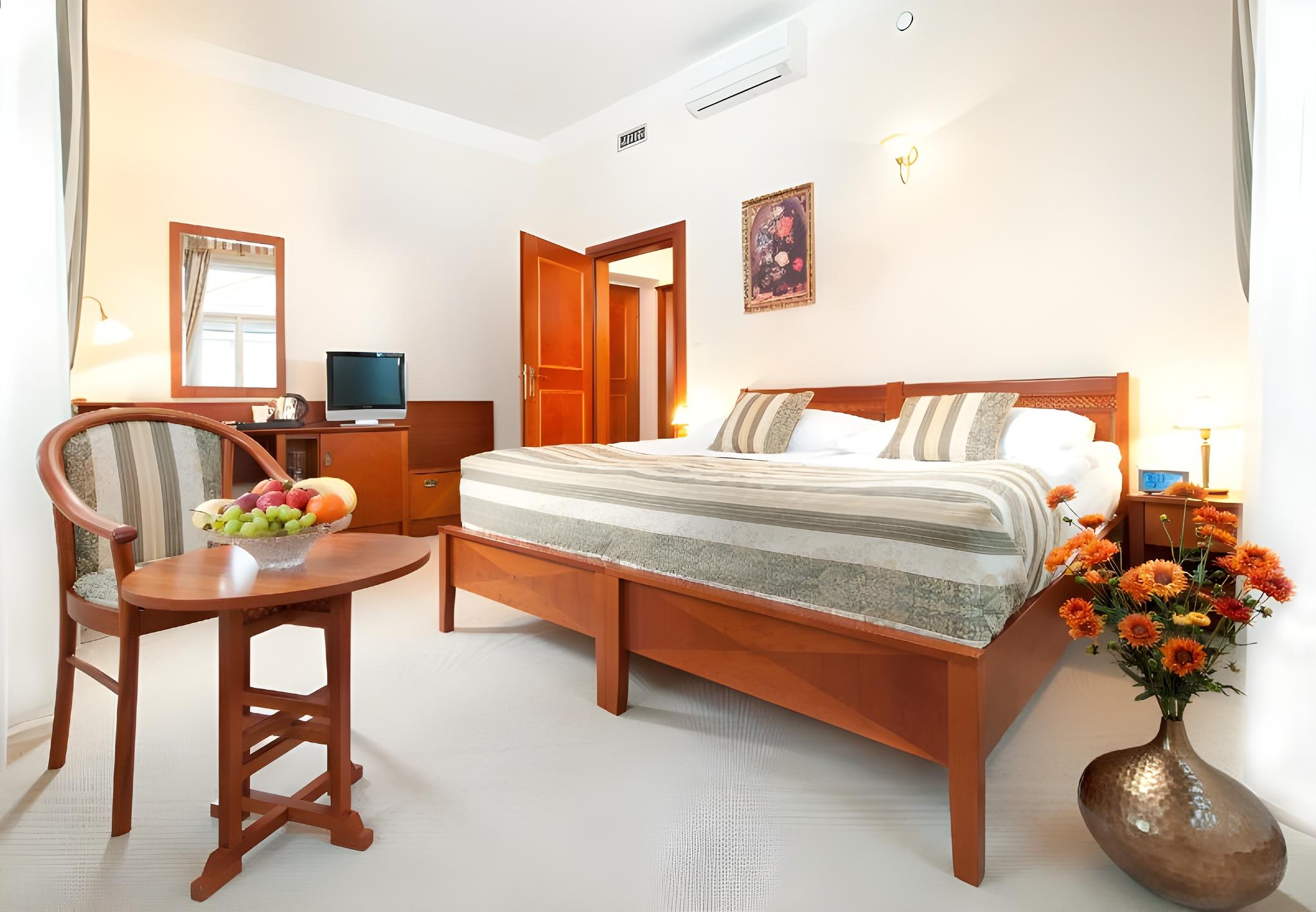 Junior Suite, Family, Single Bed