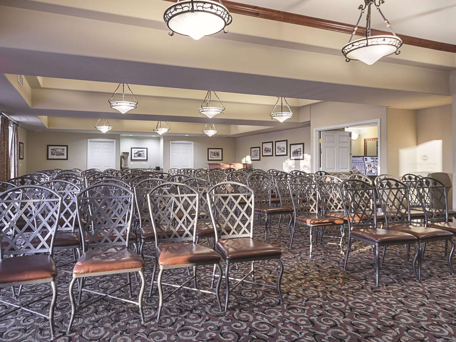 La Quinta Inn & Suites by Wyndham Trinidad 57/61