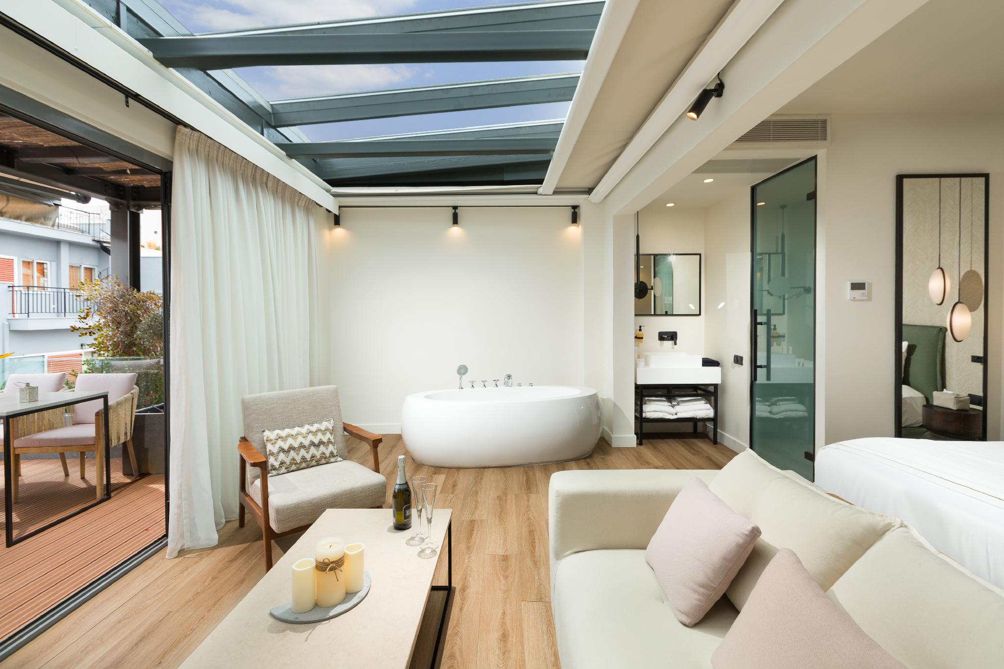 Suite, Acropolis View
