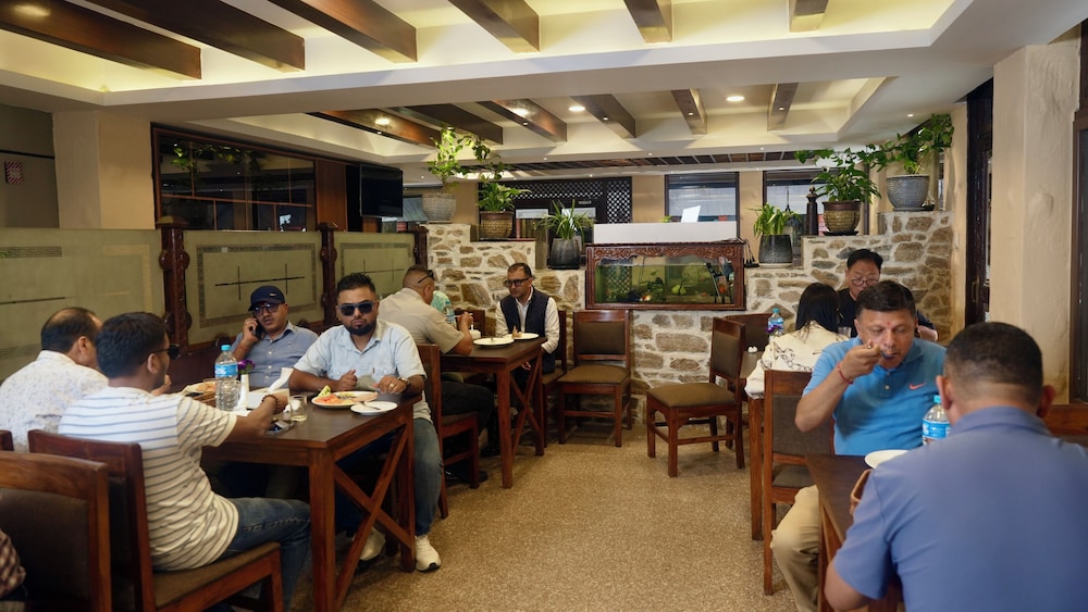 Hotel Everest Nepal 52/64