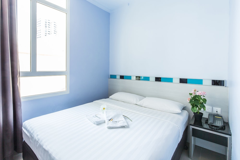 Fragrance Hotel - Lavender 15/57