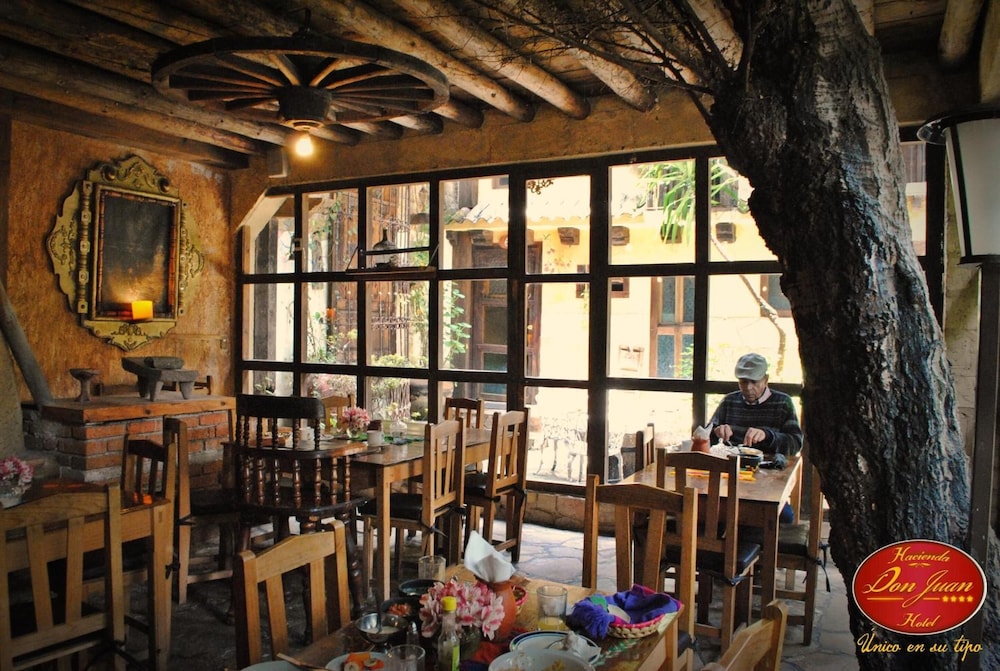 Hotel Azulejos 64/76