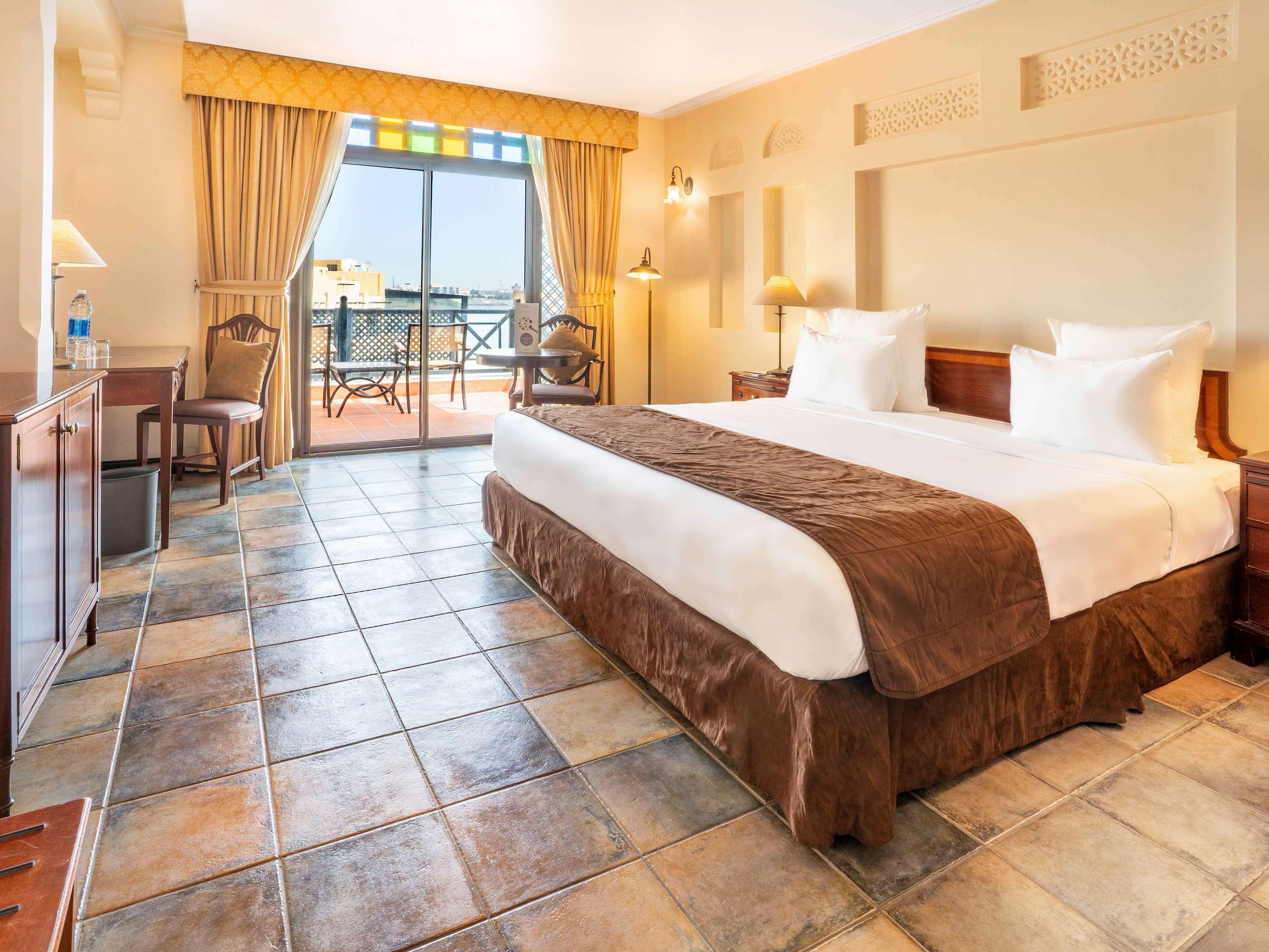 جناح ديلوكس بغرفتي نوم، Novotel Al Dana Resort 2/2