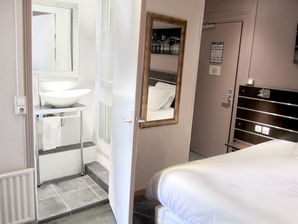 Rosa Hotel 30/60
