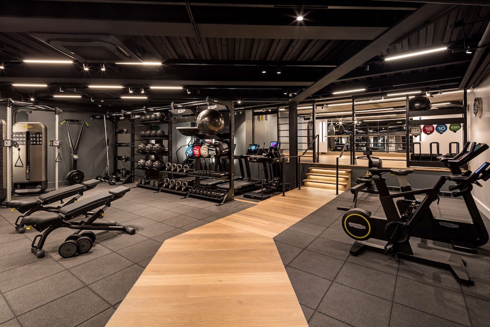Radisson Blu Hotel, London Heathrow 29/55