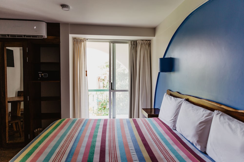 Hotel Suites Villasol 16/101