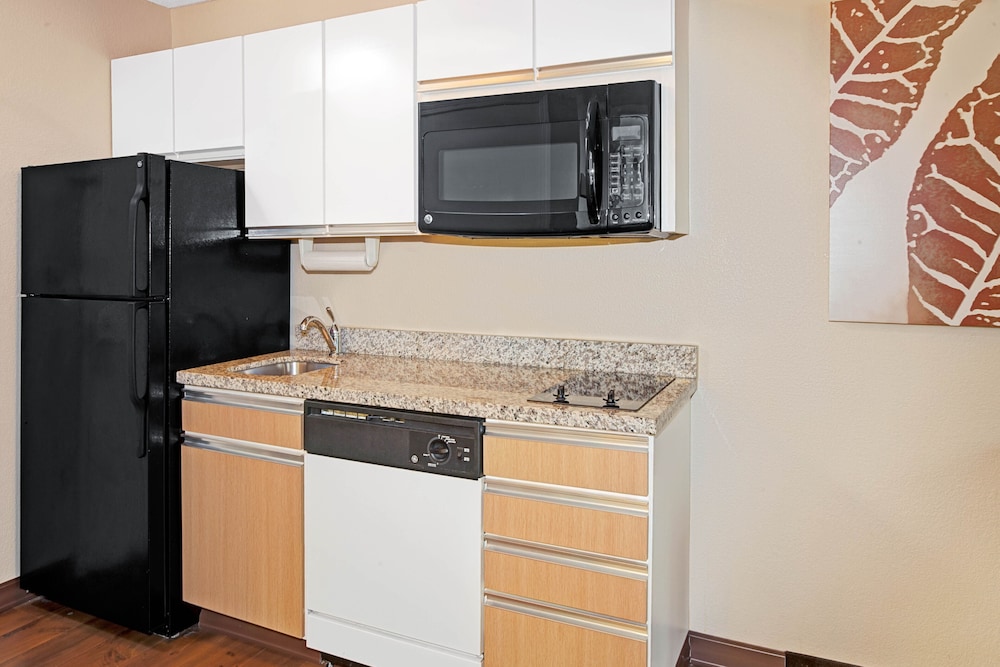 MainStay Suites Denver Tech Center 15/26