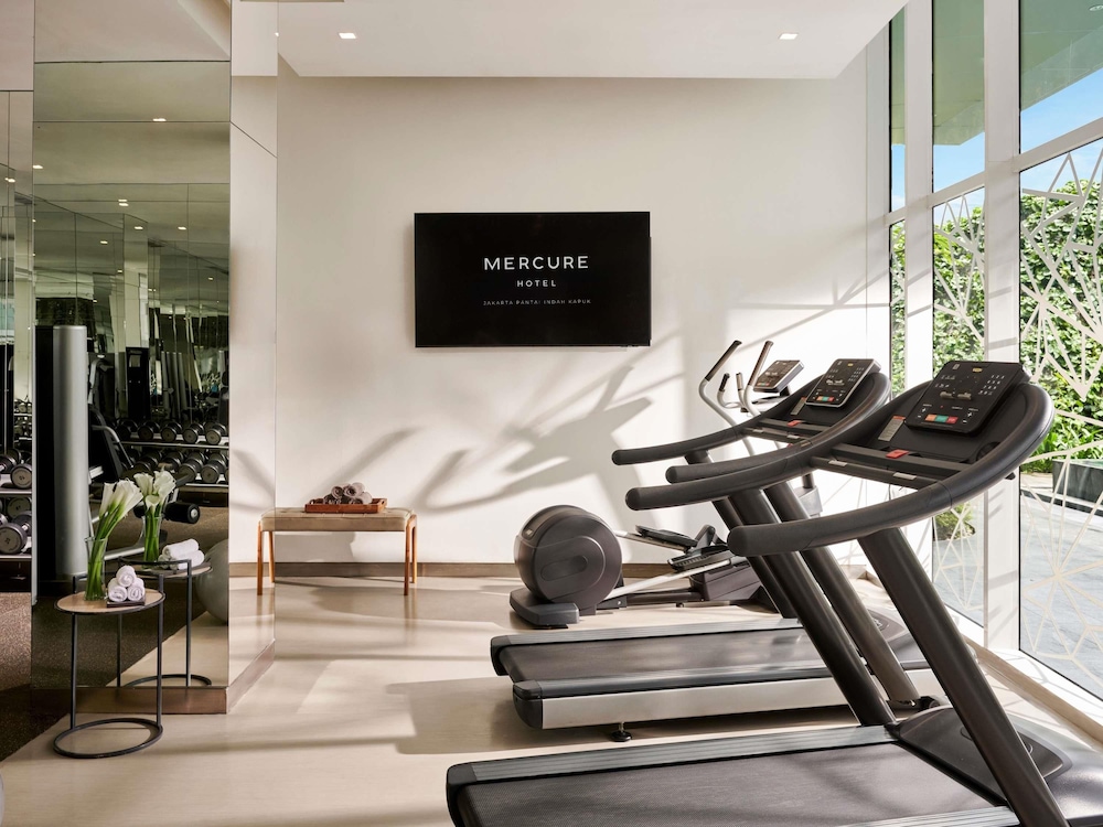 Mercure Jakarta Pantai Indah Kapuk 37/73