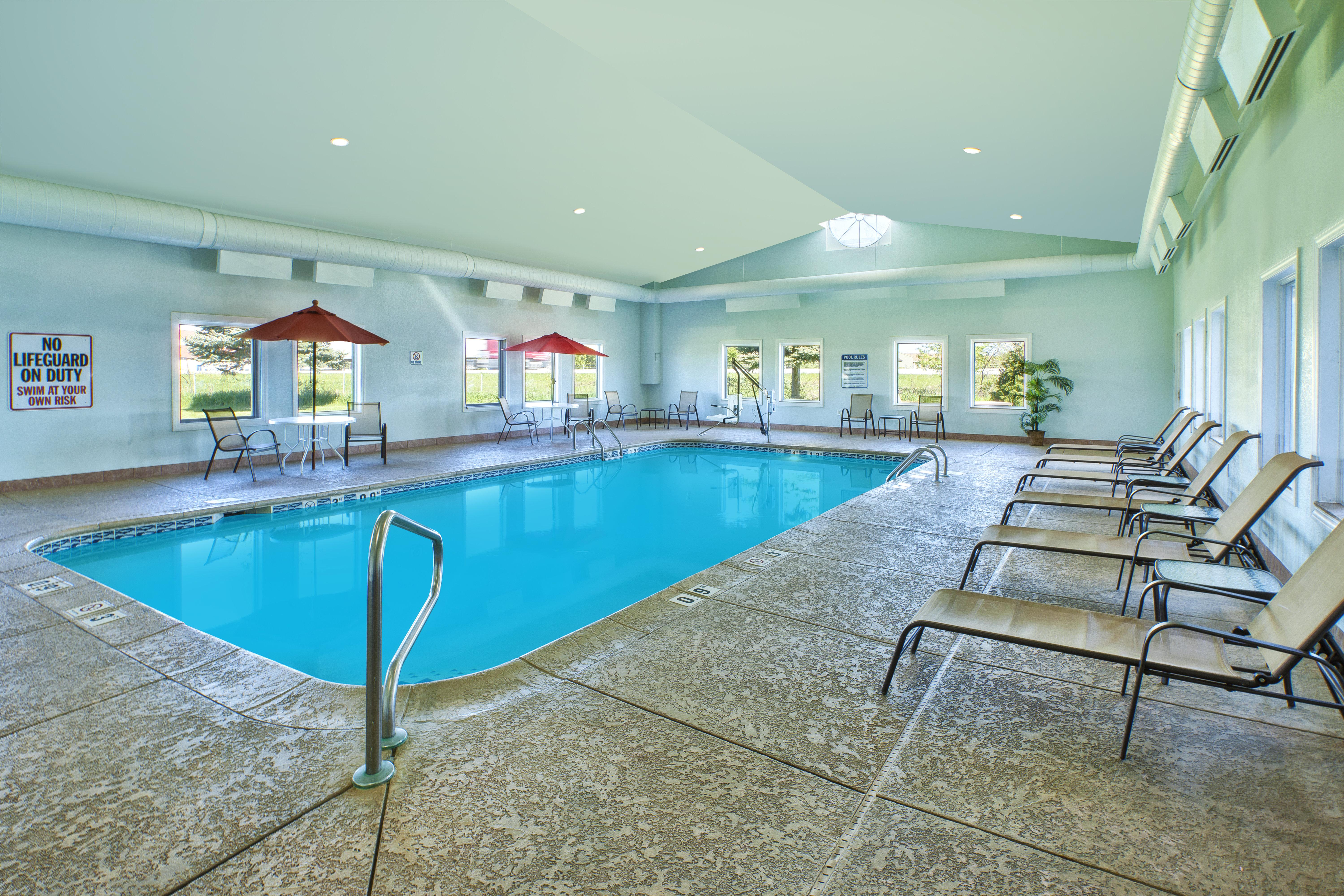 swimming pool spa