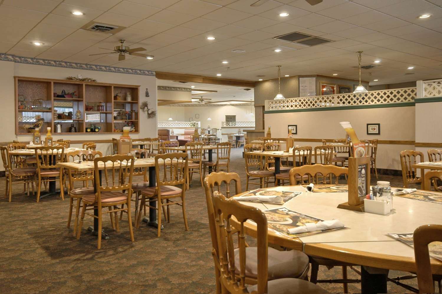 Ramada By Wyndham Sterling 5/8