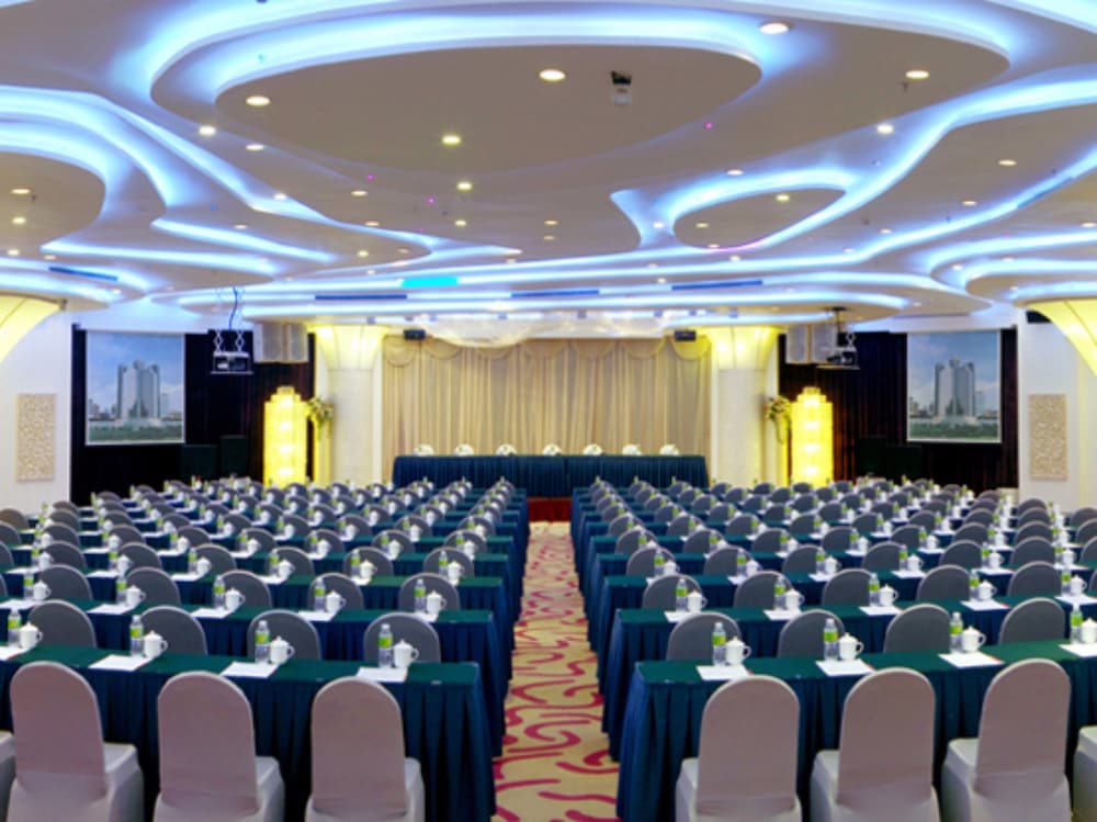 Baohua Harbour View Hotel 26/34