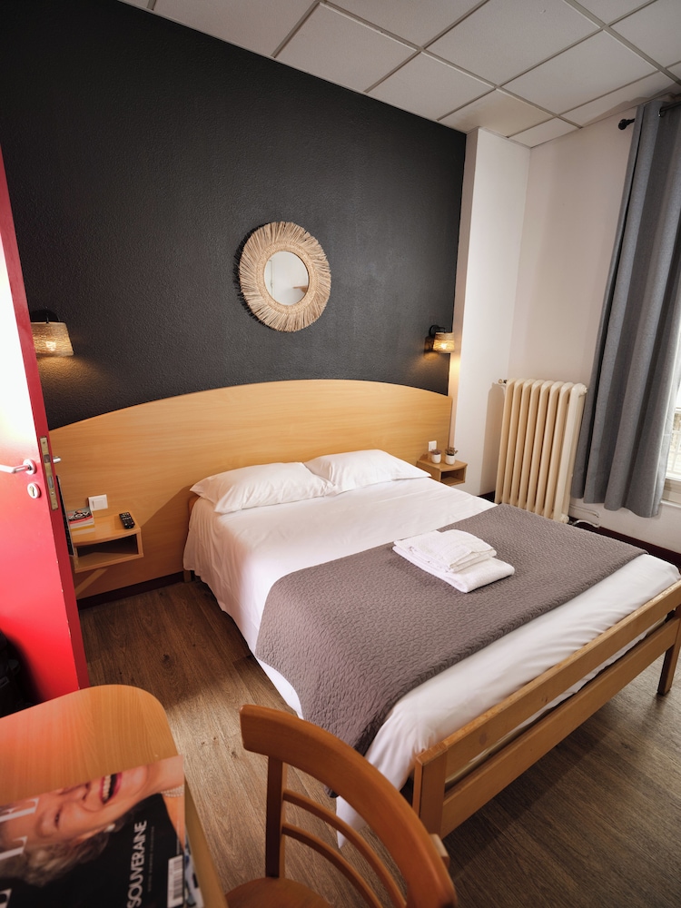 Room, Double Bed, HOTEL DE LYON 2/10