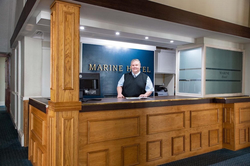 Marine Hotel 6/64