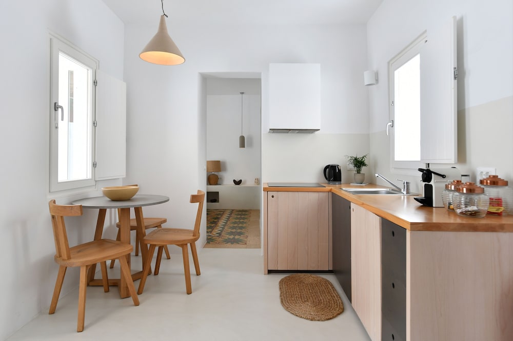 Thiro Villas Santorini 17/27