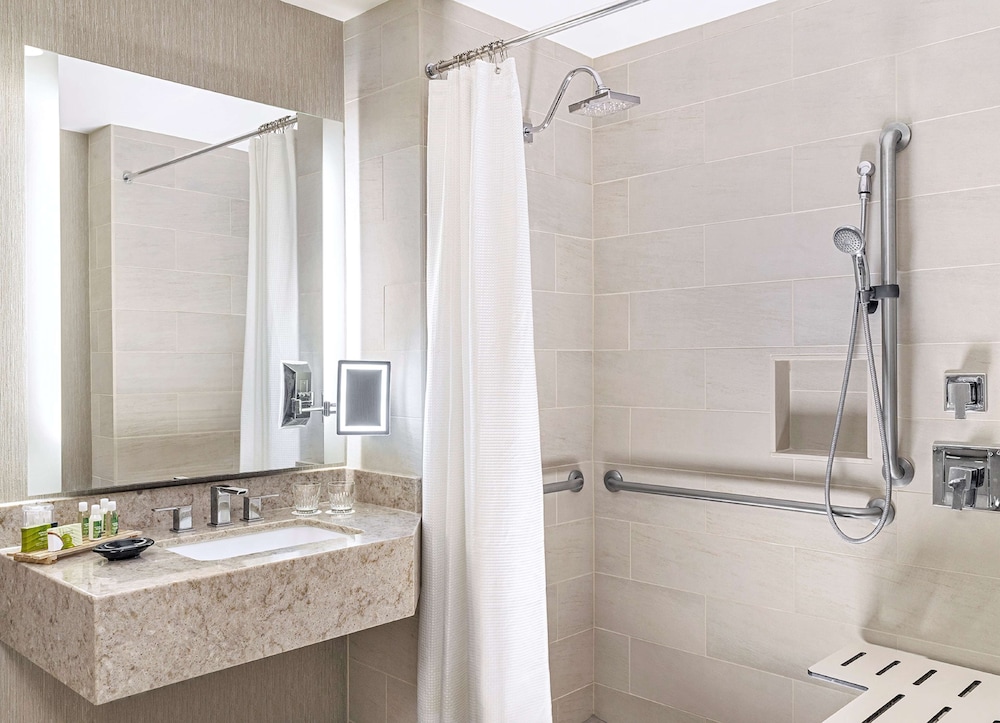The Woodlands Resort, Curio Collection by Hilton 3/38