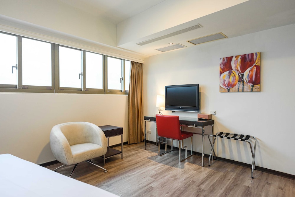 Jih Lih Hotel 27/38