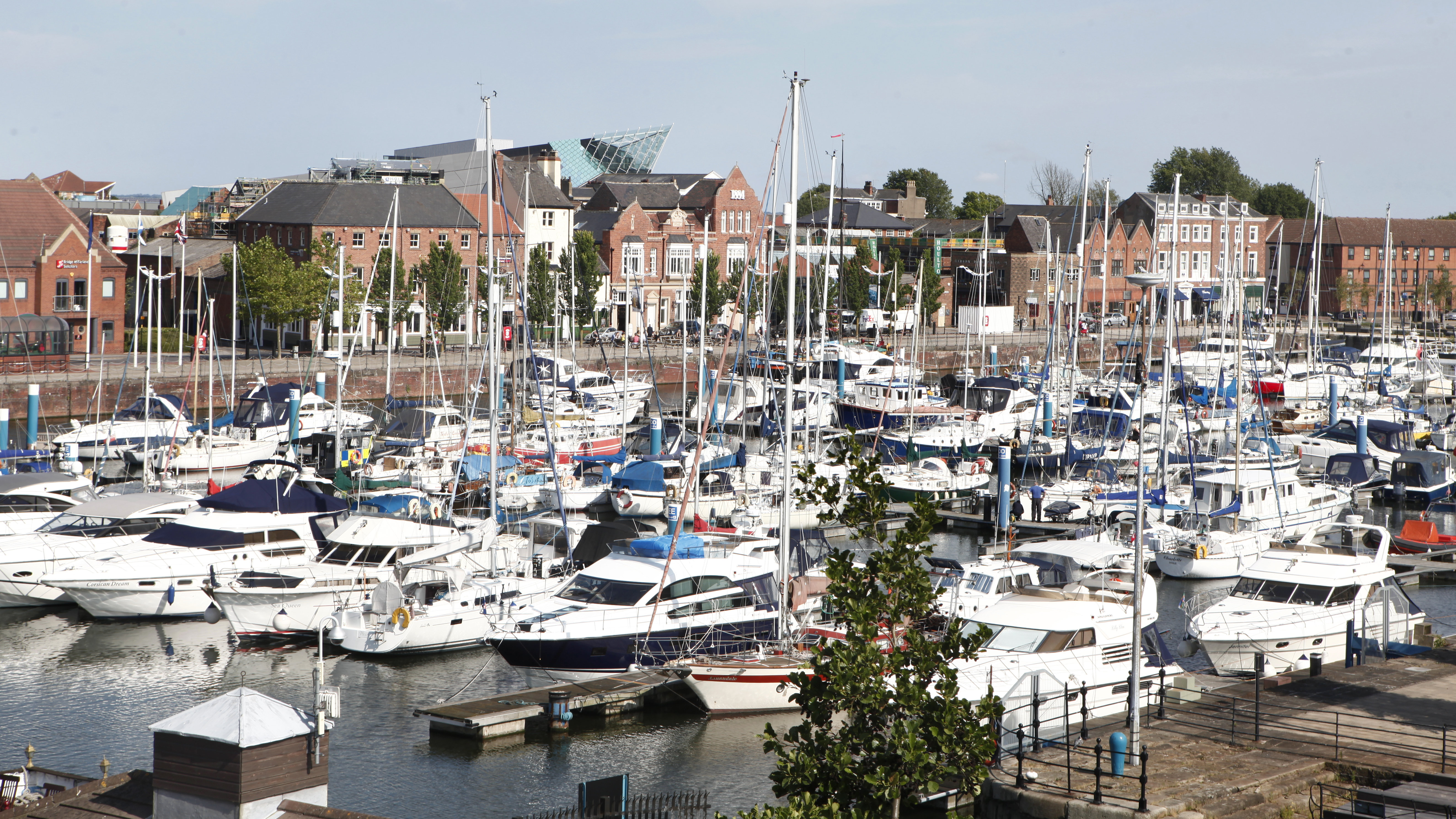 Holiday Inn Hull Marina 34/43