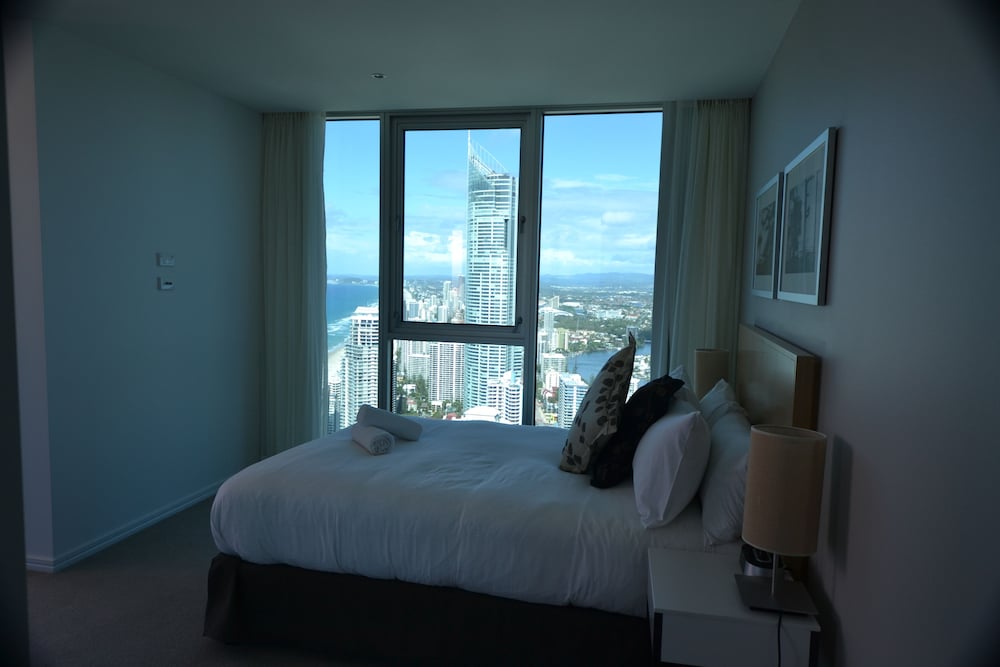 Orchid Residences - HR Surfers Paradise 24/73